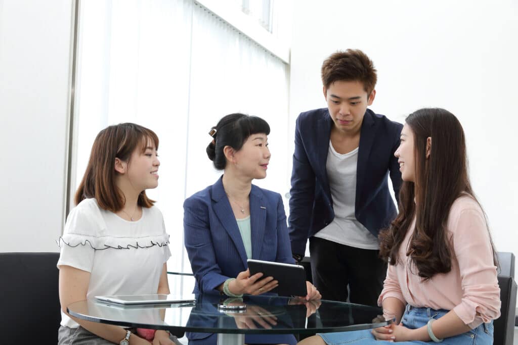 Vị trí sản xuất tại nhà máy (ca ngày/đêm) 3